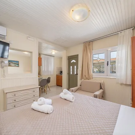 דירה Makis Village-apartments *