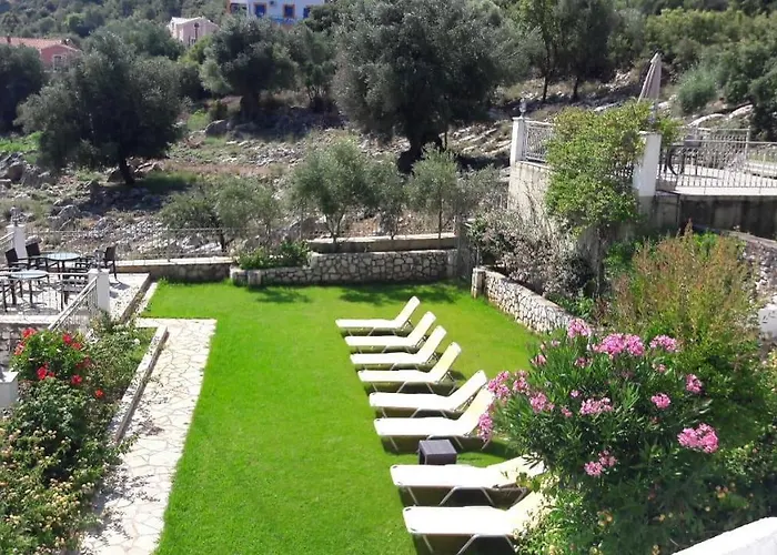 Makis Village-apartments