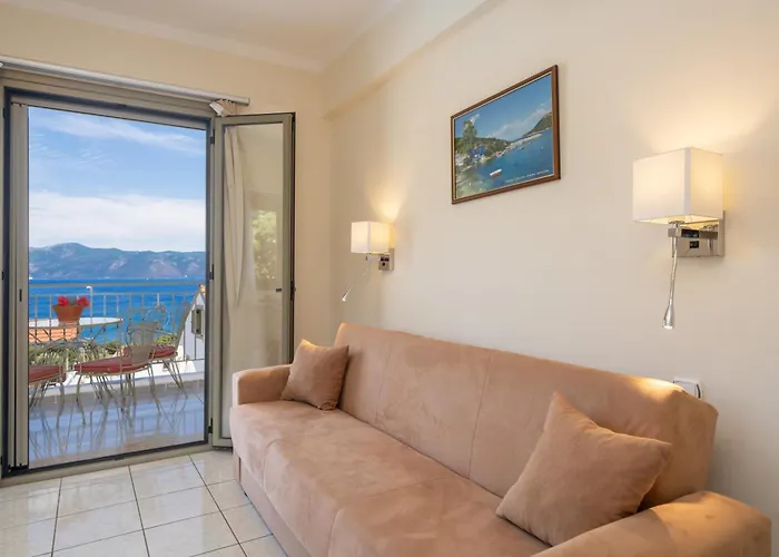 Makis Village-apartments Agia Efimia