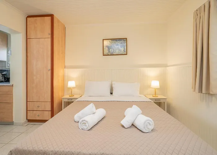 Makis Village-apartments Agia Efimia