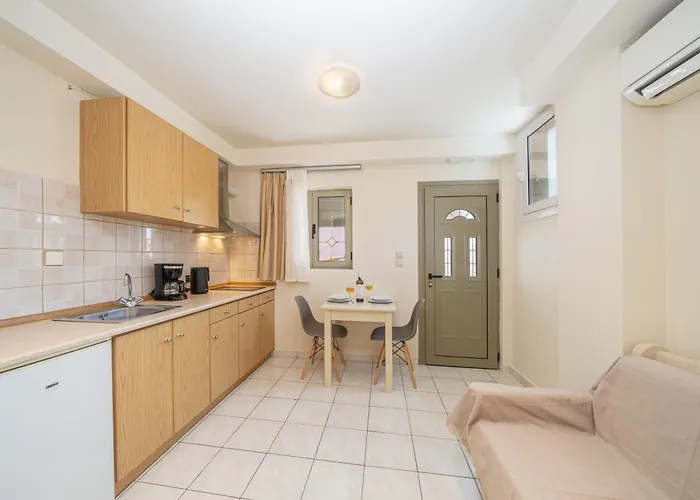 Makis Village-apartments * Agia Efimia