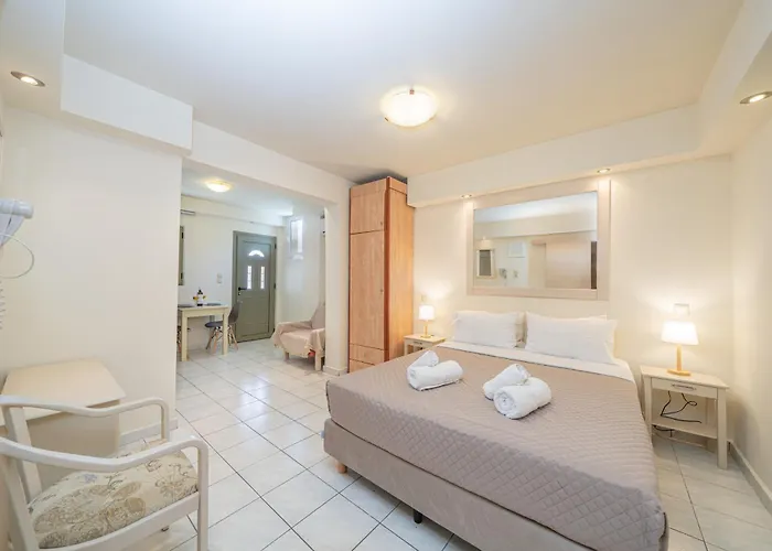 Makis Village-apartments * Agia Efimia