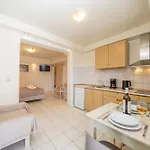 Makis Village-apartments Daire