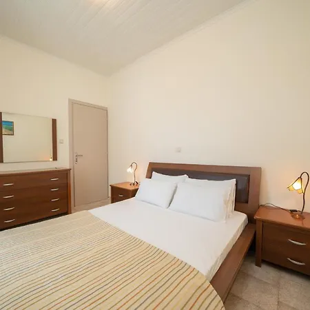 Apartment Makis Village-apartments