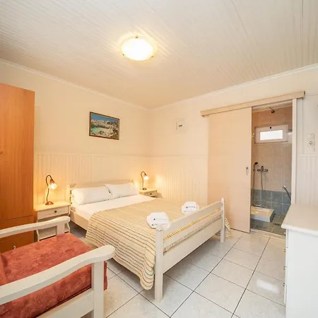Makis Village-apartments
