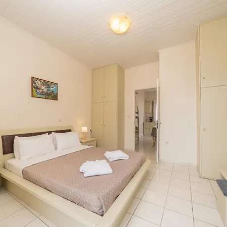 Makis Village-apartments * Agia Efimia