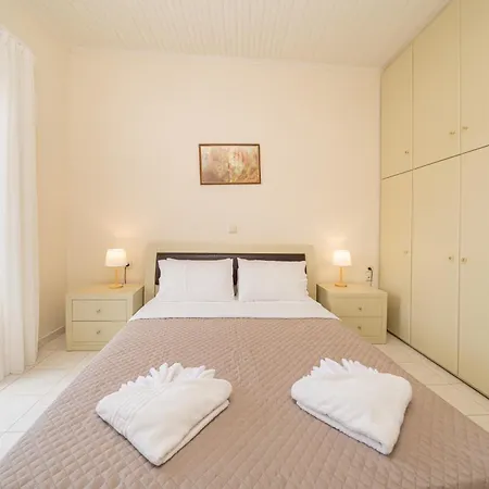 Makis Village-apartments Agia Efimia