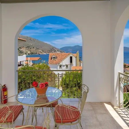 Makis Village-apartments * Айя-Евфимия