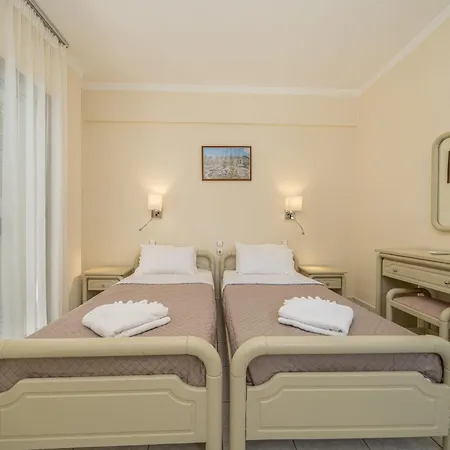 Makis Village-apartments Апартаменты