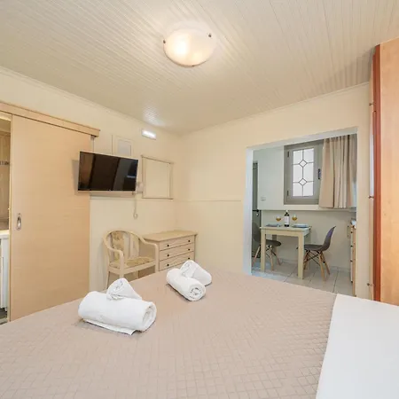 Makis Village-apartments Апартаменты