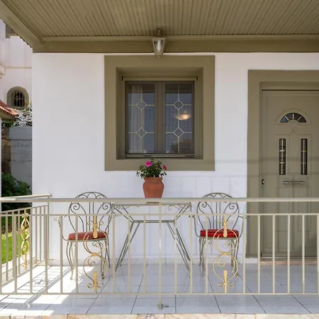 Makis Village-apartments Апартаменты