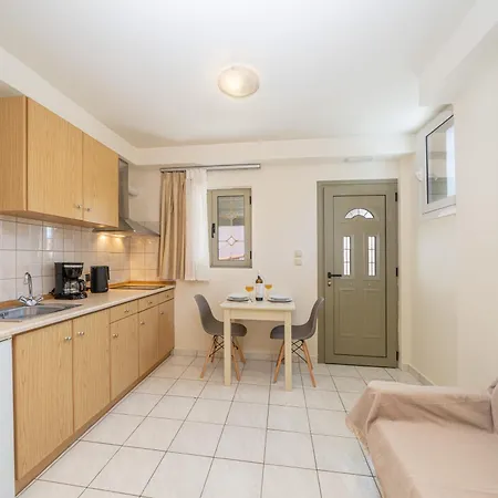 Makis Village-apartments * Αγία Ευφημία