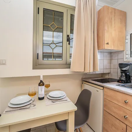 Апартаменты Makis Village-apartments