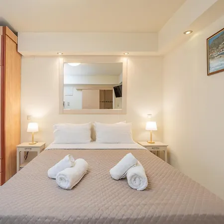 Makis Village-apartments Айя-Евфимия