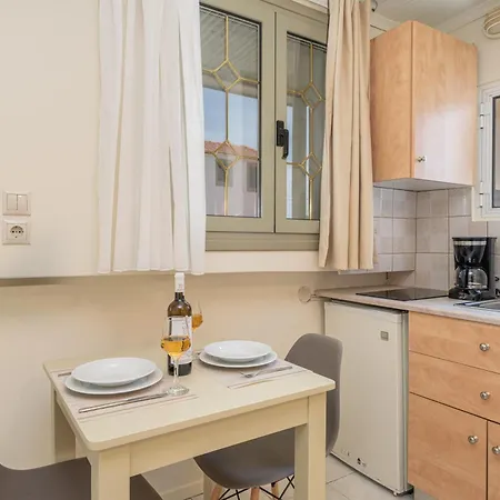 Makis Village-apartments アパート Agia Efimia